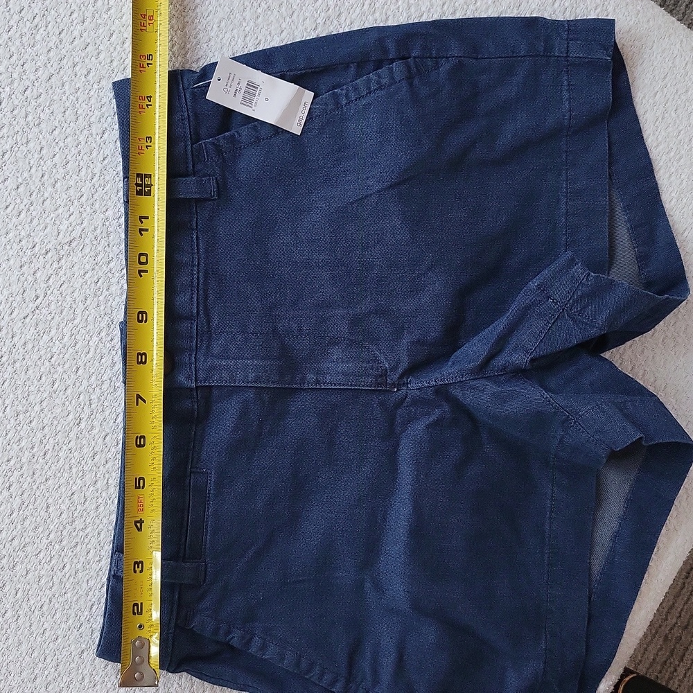 GAP Factory Shorts, NWT, size 0 - Picture 8 of 9